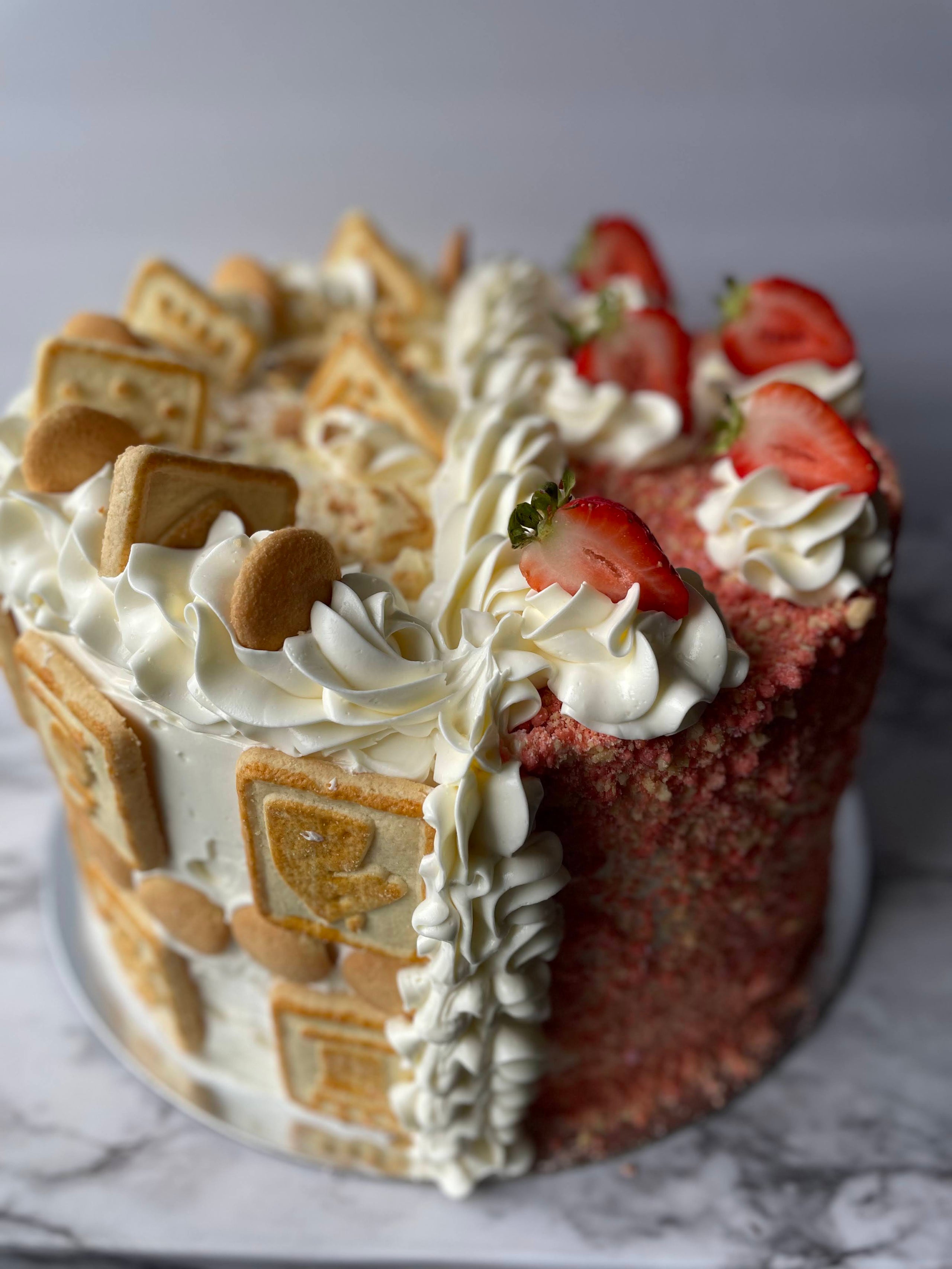 Hybrid Strawberry Shortcake Banana Pudding Cake K Lynn s Kakes And hybrid-strawberry-shortcake-banana-pudding-cake-k-lynn-s-kakes-and